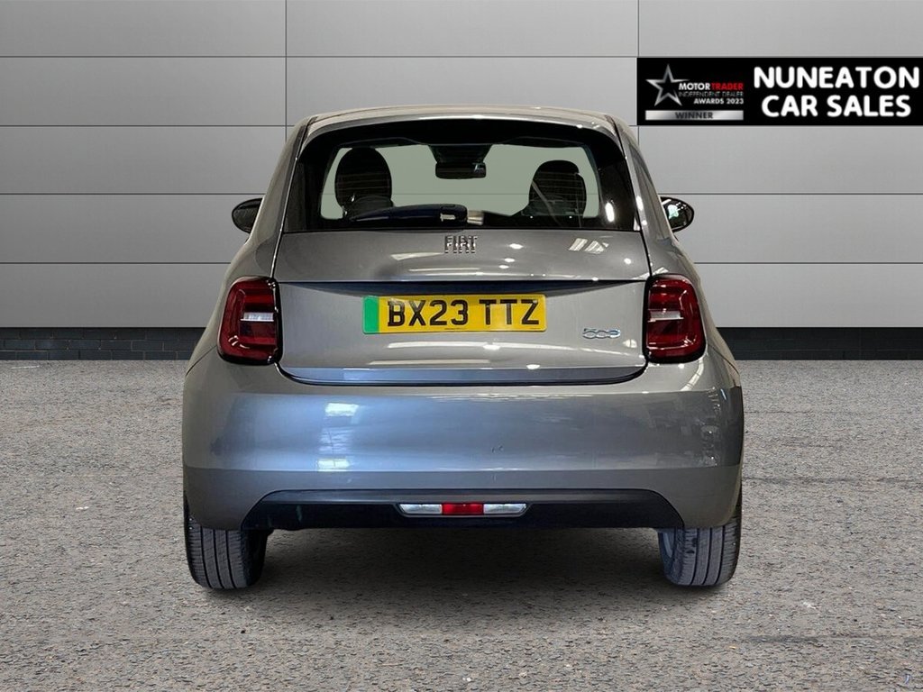 USED 2023 23 FIAT 500E 42kWh Icon Hatchback 3dr Electric Auto (118 ps) one owner from new