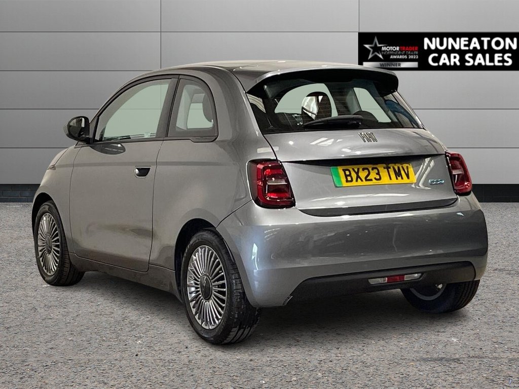 USED 2023 23 FIAT 500E 42kWh Icon Hatchback 3dr Electric Auto (118 ps) one owner from new