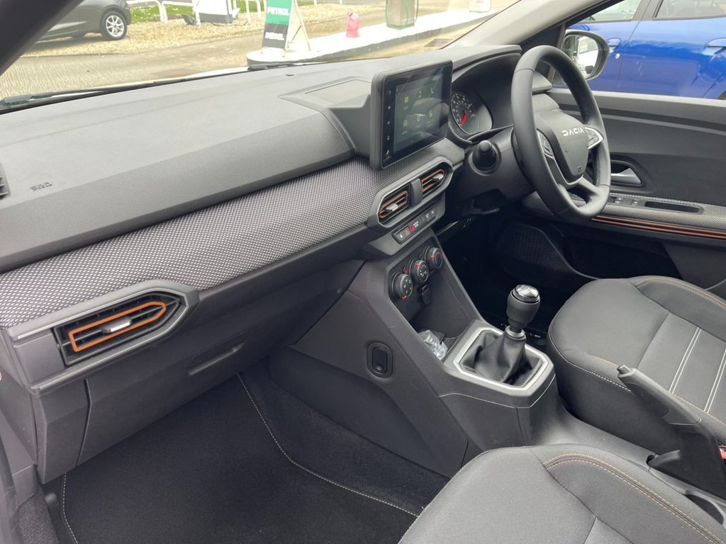 USED 2023 23 DACIA SANDERO STEPWAY 1.0 TCe Expression Hatchback 5dr Petrol Manual Euro 6 (s/s) (90 ps) 