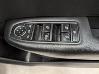 USED 2022 22 RENAULT ARKANA 1.6 E-TECH Iconic SUV 5dr Petrol Hybrid Auto 2WD Euro 6 (s/s) (145 bhp) Rear view camera, Android Auto, Apple CarPlay