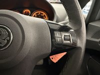 USED 2008 08 VAUXHALL CORSA 1.4i 16v Design Hatchback 5dr Petrol Automatic (a/c) (158 g/km, 89 bhp) 