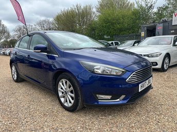 2017 FORD FOCUS