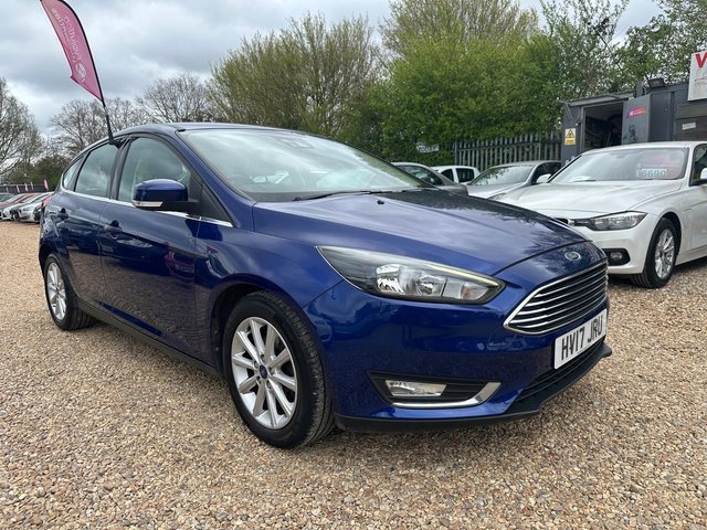 View our FORD FOCUS