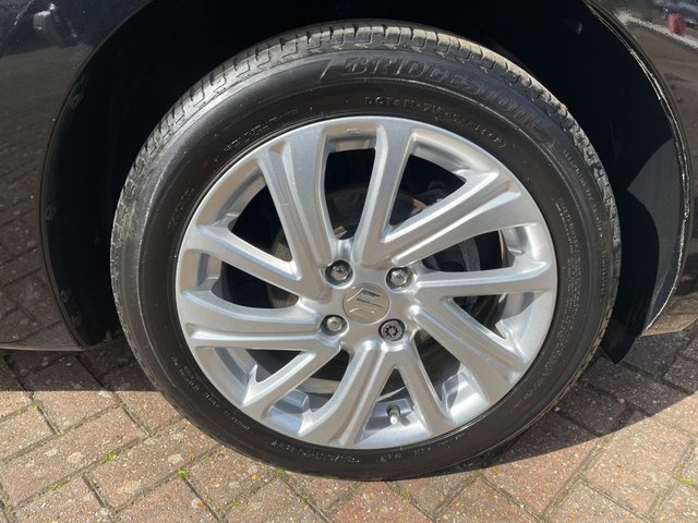 View our SUZUKI SWIFT