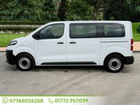USED 2023 73 VAUXHALL Vivaro Life Electric 50kWh Combi MPV 5dr Electric Auto MWB (9 Seat, 7.4kW Charger) (136 ps) QUALIFYING VEHICLE-50KW-SERVICED