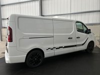 USED 2020 70 RENAULT TRAFIC FRIDGE VAN 2.0 DCI ENERGY 145PS L2 LWB BLACK EDITION - NO VAT 