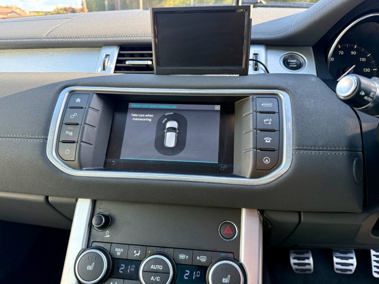 2016 LAND ROVER RANGE ROVER EVOQUE 2.0 eD4 SE Tech SUV 5dr Diesel Manual FWD Euro 6 (s/s) (150 ps) - vehicle photo 15 for sale on PureCar