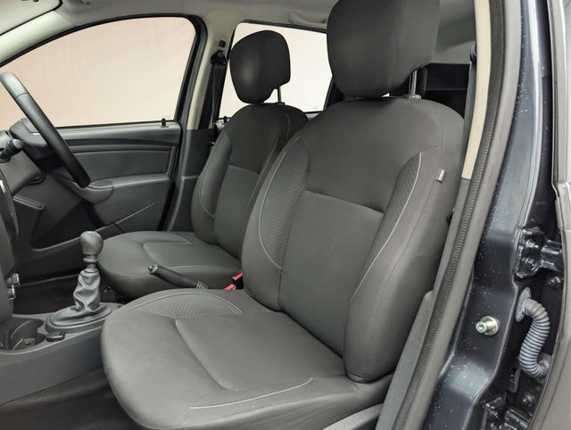 USED 2017 17 DACIA DUSTER 1.5 Duster Ambiance dCi 4x2 5dr CLICK & COLLECT/ HOME DELIVERY