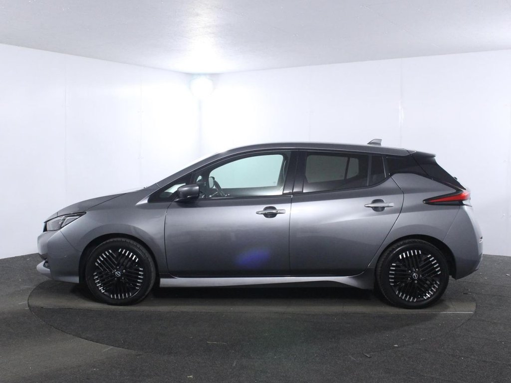 USED 2022 72 NISSAN LEAF 39kWh N-Connecta Hatchback 5dr Electric Auto (150 ps) 