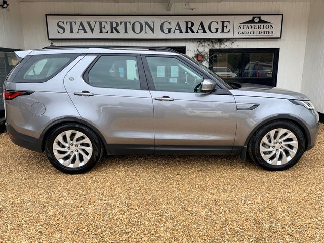View our LAND ROVER DISCOVERY