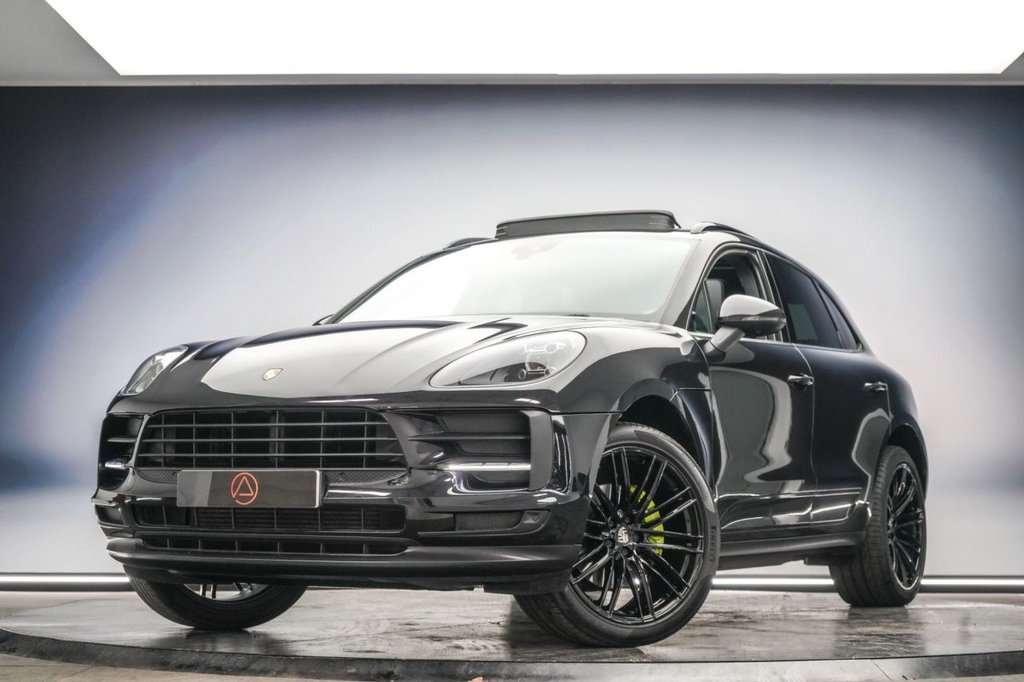 2019 PORSCHE MACAN