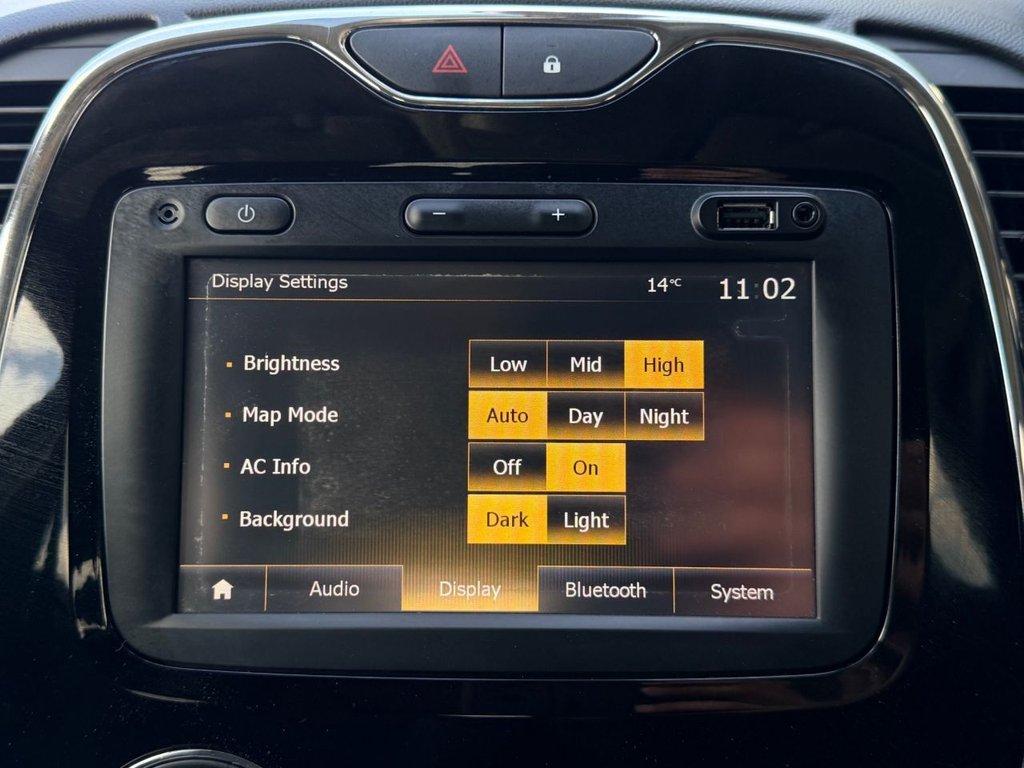 USED 2016 66 RENAULT CAPTUR 1.2 TCe ENERGY Dynamique S Nav SUV 5dr Petrol Auto Euro 6 (s/s) (120 ps) 7 Services|R.Sensor|NaV|Cruise Control