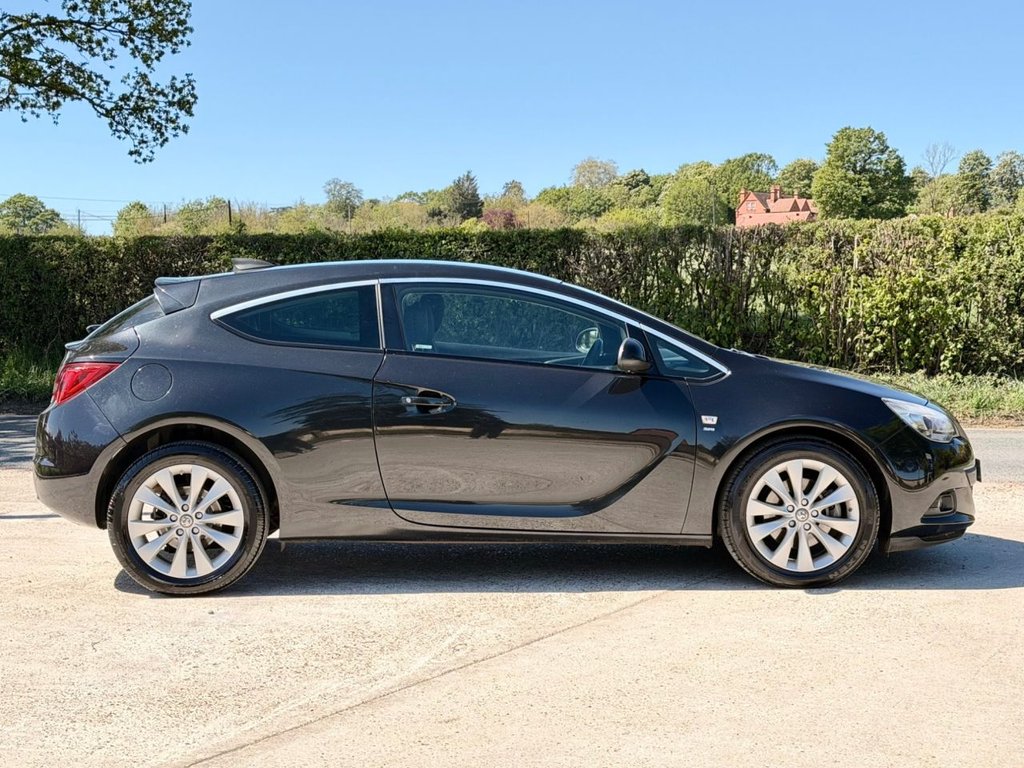 USED 2016 66 VAUXHALL ASTRA GTC 1.4i Turbo SRi Coupe 3dr Petrol Manual Euro 6 (s/s) (140 ps) |10 Services|R.F Sensors|2 Owners|Cruise|Low Mileage|