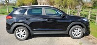 USED 2019 19 HYUNDAI TUCSON 1.6 GDi SE Nav SUV 5dr Petrol Manual Euro 6 ULEZ (s/s) (132 ps) 2019 HYUNDAI TUCSON 1.6 GDi SE Nav SUV 5dr Petrol Manual Euro 6 ULEZ Compliant (s/s) (132 ps) SAT NAV APPLE CARPLAY DAB RADIO MP3 BLUETOOTH PHONE CRUISE CLIMATE CONTROL 12 MONTH MOT 6 MONTH RAC WARRANTY FINANCE AVAILABLE