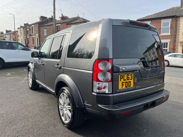 View our LAND ROVER DISCOVERY 4