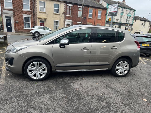 View our PEUGEOT 3008