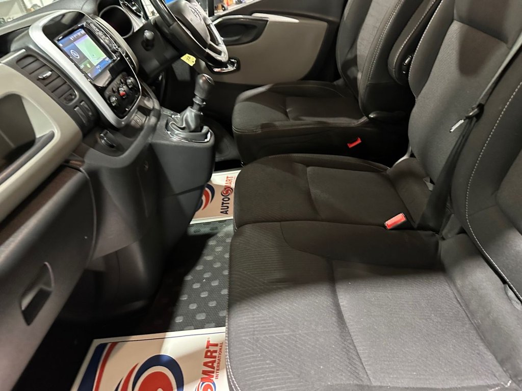USED 2019 19 RENAULT TRAFIC 1.6 dCi 27 Premier Edition Panel Van 4dr Diesel Manual SWB Standard Roof Euro 6 (120 ps)/  two birth campervan  