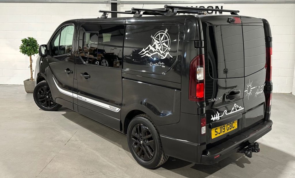 USED 2019 19 RENAULT TRAFIC 1.6 dCi 27 Premier Edition Panel Van 4dr Diesel Manual SWB Standard Roof Euro 6 (120 ps)/  two birth campervan  