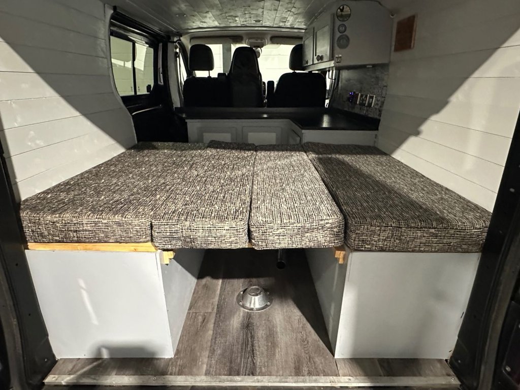USED 2019 19 RENAULT TRAFIC 1.6 dCi 27 Premier Edition Panel Van 4dr Diesel Manual SWB Standard Roof Euro 6 (120 ps)/  two birth campervan  