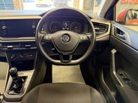 USED 2018 67 VOLKSWAGEN POLO 1.0 TSI SE Hatchback 5 Door Petrol Manual Orange Euro 6 1 Former Keeper AUTO LIGHTS+DUAL USB+ISOFIX
