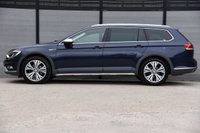 USED 2016 16 VOLKSWAGEN PASSAT 2.0 TDI BlueMotion Tech Alltrack Estate 5dr Diesel DSG 4Motion Euro 6 (s/s) (190 ps) ULEZ Free | Full Service History | 2 Keys | 1 Former Keeper | Satellite Navigation | Front & Rear Parking Sensors | Dual Zone Climate Control | Part Black Leather Interior | 18'' Alloy Wheels | MOT Valid (28/06/2026)