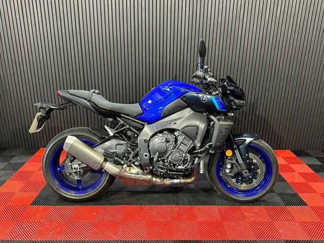 View our YAMAHA MT-10