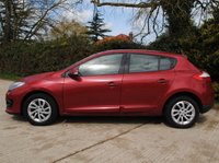USED 2014 64 RENAULT MEGANE 1.5 dCi ENERGY Dynamique TomTom Hatchback 5dr Diesel Manual Euro 5 (s/s) (110 ps) www.suffolkcarcentre.co.uk - Located at Ilketshall