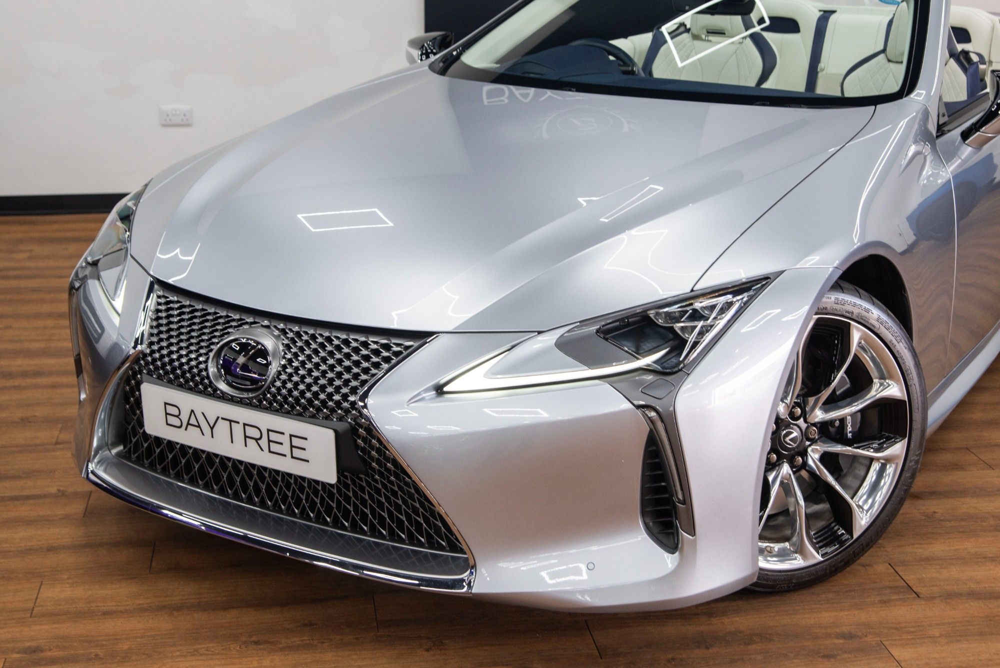 USED 2023 S LEXUS LC 5.0 500 V8 Regatta Inspiration Convertible  