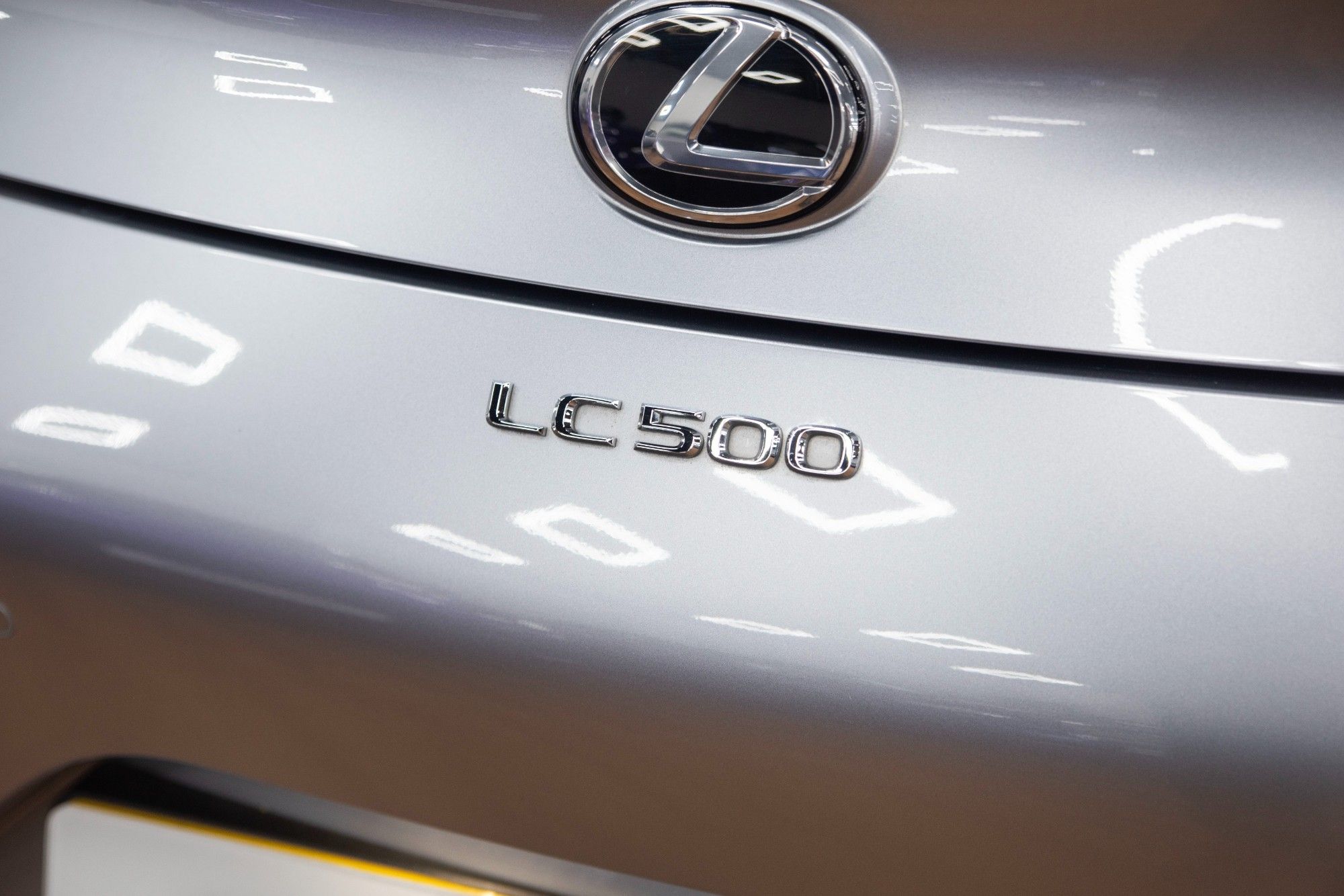 USED 2023 S LEXUS LC 5.0 500 V8 Regatta Inspiration Convertible  