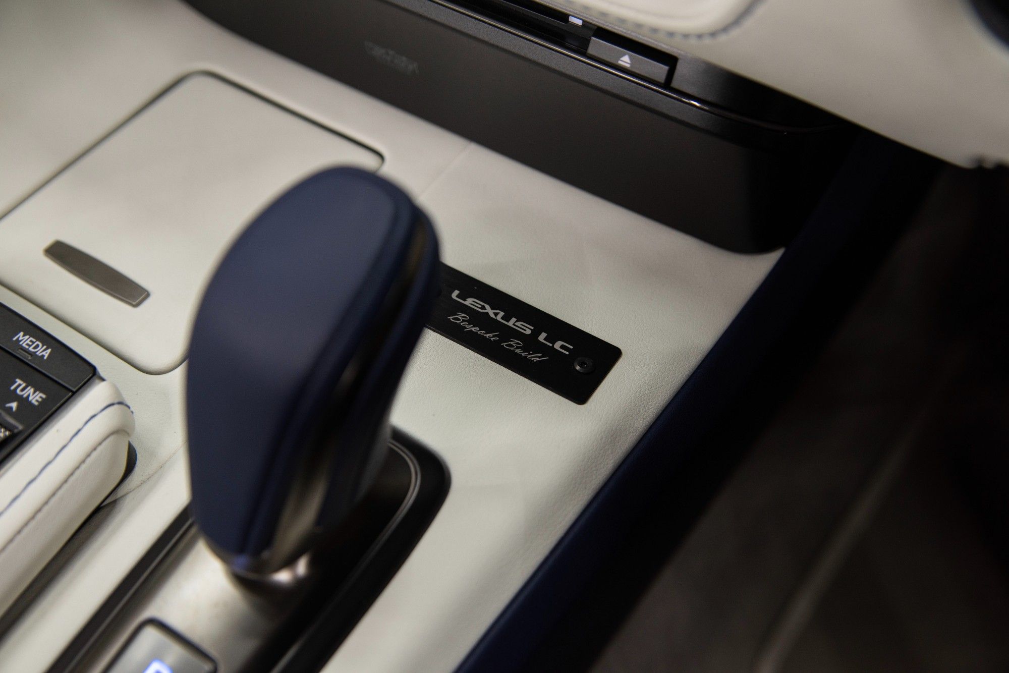 USED 2023 S LEXUS LC 5.0 500 V8 Regatta Inspiration Convertible  