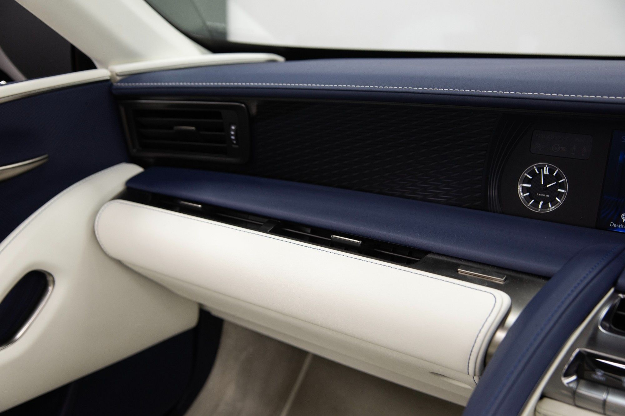 USED 2023 S LEXUS LC 5.0 500 V8 Regatta Inspiration Convertible  