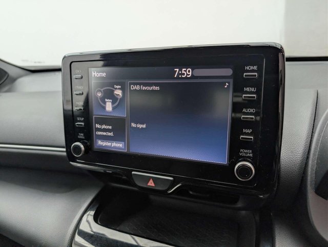 USED 2022 22 TOYOTA YARIS CROSS 1.5 Yaris Cross Design HEV Auto 5dr CLICK & COLLECT/ HOME DELIVERY
