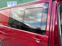 USED 2023 VOLKSWAGEN TRANSPORTER 2.0 TDI T32 Highline Kombi DSG SWB Additional Genuine VW 3 seats to make 8 seater 