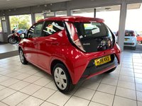 USED 2018 18 TOYOTA AYGO 1.0 VVT-i x-play Hatchback 5dr Petrol Manual Euro 6 (68 ps) RED POP / DARK / LIGHT GREY CLOTH TRIM / AIRCON / ELECTRIC FRONT WINDOWS / ELECTRIC DOOR MIRRORS / DAB FM AM TUNER / BLUETOOTH / AUX / USB / SMARTPHONE INTEGRATION LINK / REAR PARKING CAMERA / FITTED RUBBER MATS / SERVICE HISTORY