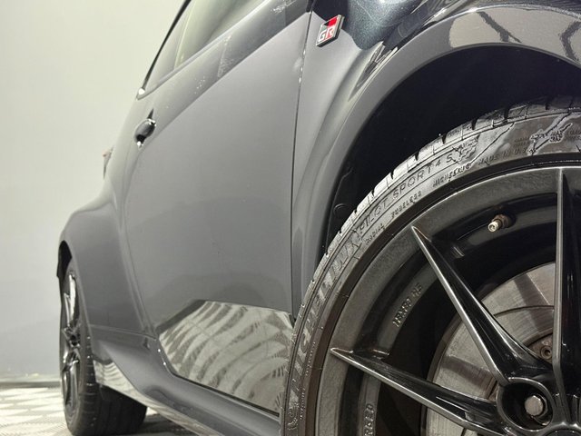 View our TOYOTA YARIS