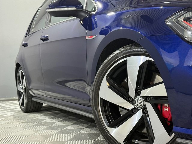 View our VOLKSWAGEN GOLF