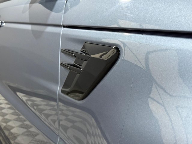 View our LAND ROVER RANGE ROVER SPORT