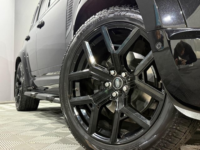 View our LAND ROVER DEFENDER 110