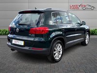 USED 2012 62 VOLKSWAGEN TIGUAN 2.0 TDI BlueMotion Tech SE SUV 5dr Diesel DSG 4WD Euro 5 (s/s) (140 ps) BLUETOOTH DAB DRIVES SUPERB