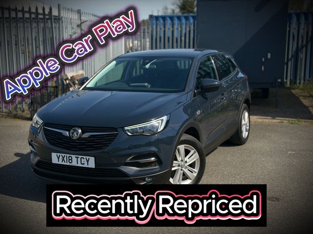 View our Vauxhall Grandland X 1.6 Turbo D BlueInjection SE SUV 5dr Diesel Manual Euro 6 (s/s) (120 ps)