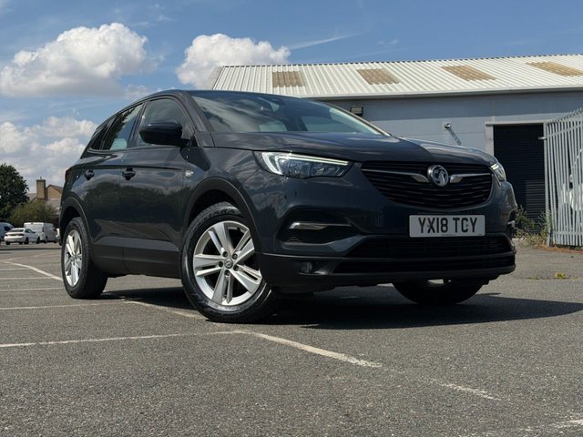 View our Vauxhall Grandland X 1.6 Turbo D BlueInjection SE SUV 5dr Diesel Manual Euro 6 (s/s) (120 ps)