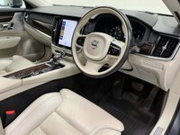 USED 2019 19 VOLVO V90 2.0 D5 Inscription Plus Estate 5dr Diesel Auto AWD Euro 6 (s/s) (235 ps) SUNROOF + 360 DEGREE CAMERA + XENIUM PACK + BOWERS & WILKINS SPEAKERS + ELECTRIC TOWBAR + WINTER PACK