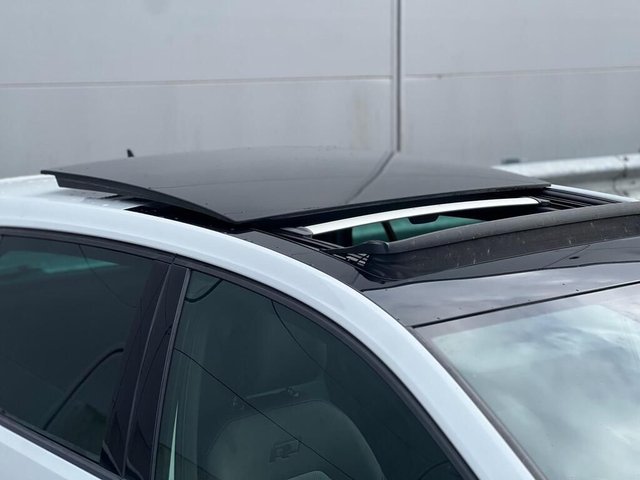 View our VOLKSWAGEN GOLF