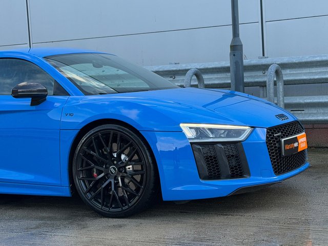 View our AUDI R8