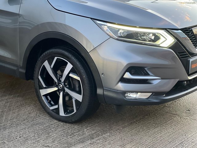 View our NISSAN QASHQAI