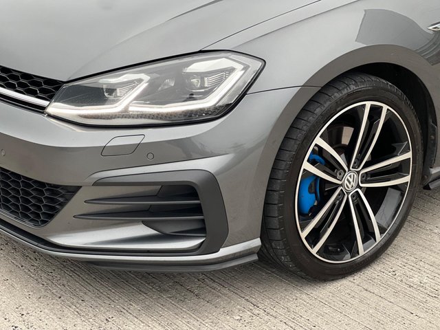 View our VOLKSWAGEN GOLF