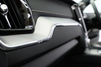 USED 2022 22 VOLVO XC60 2.0 B4 MHEV R-Design Pro SUV 5dr Diesel Hybrid Auto AWD Euro 6 (s/s) (197 ps) 