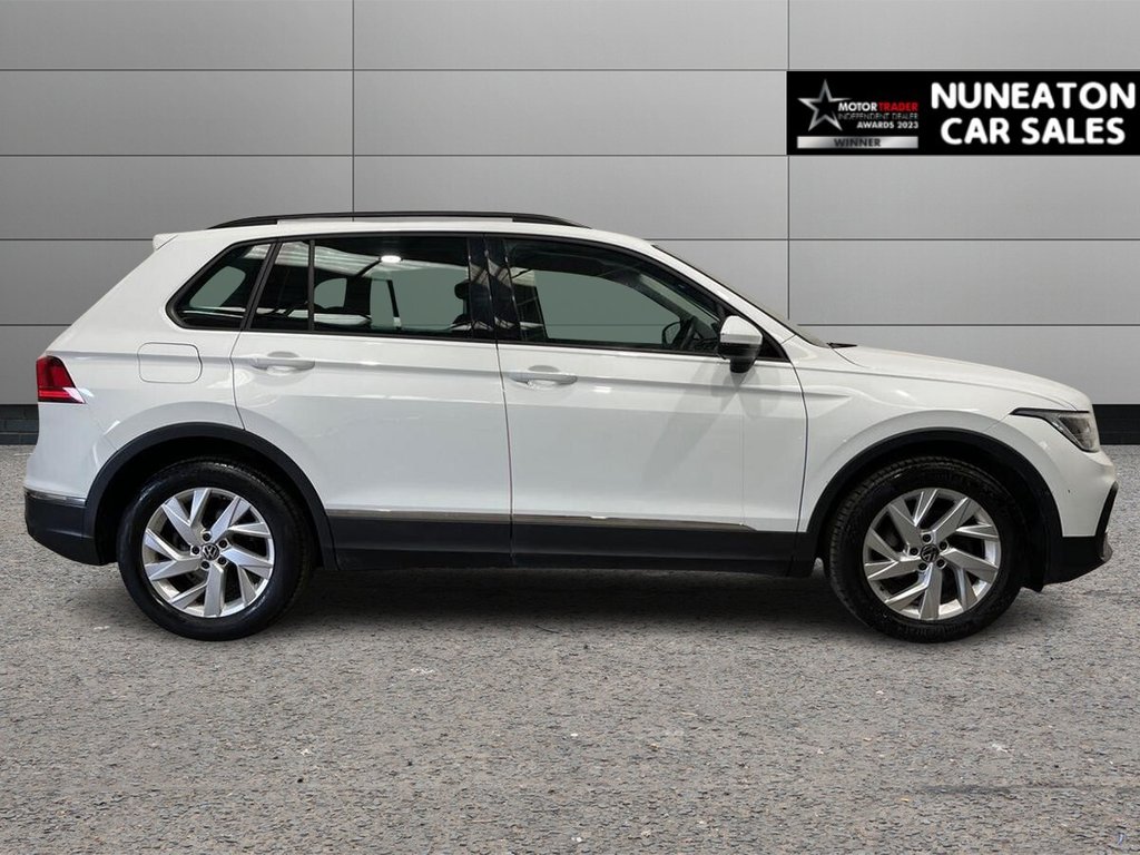 USED 2021 21 VOLKSWAGEN TIGUAN 1.5 TSI Life SUV 5dr Petrol Manual Euro 6 (s/s) (150 ps) 