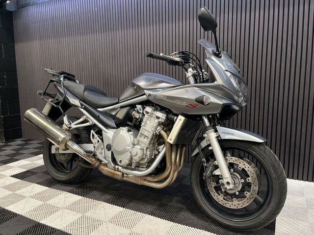 View our SUZUKI Bandit 650S