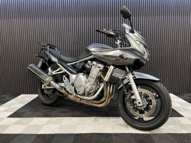 View our SUZUKI Bandit 650S